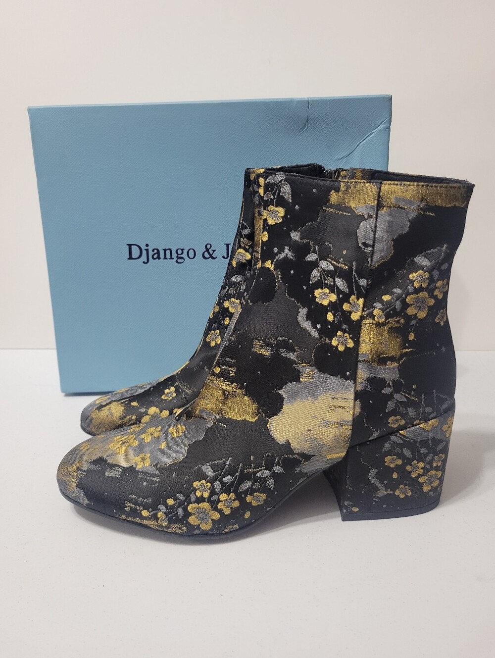 Django & Juliette Black & Gold Floral Brocade Ankle Boots - Size 40 (US 9)